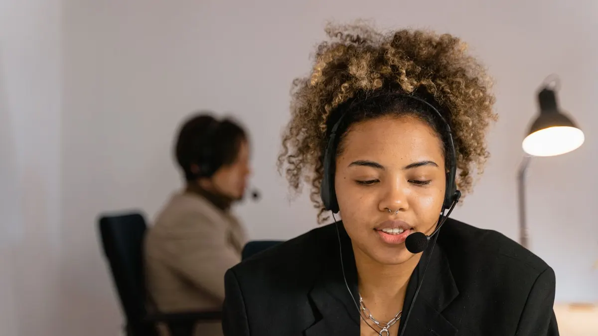 Call center agent confirming cash-on-delivery orders by phone